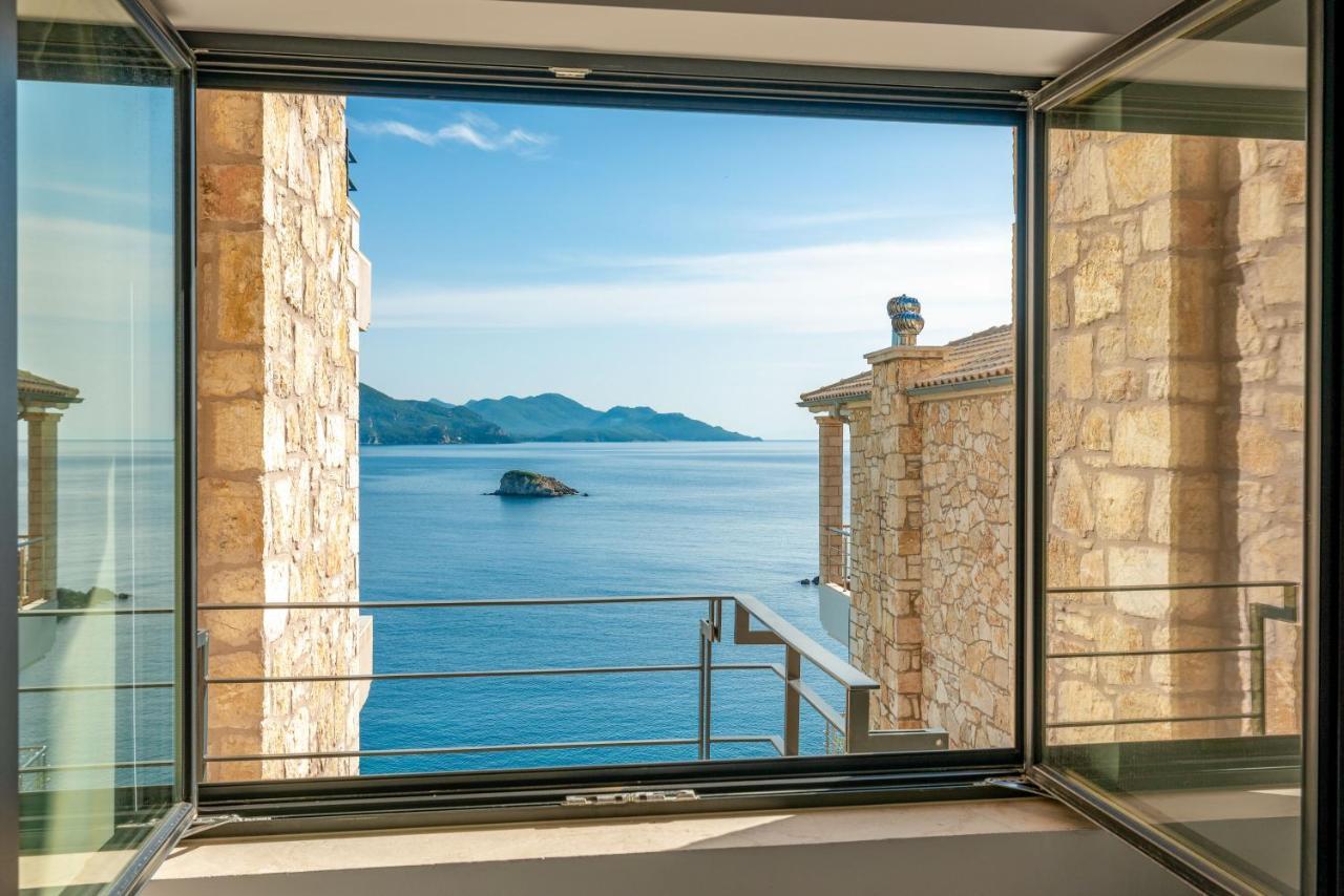 Myzen Villa Asana & Villa KenshyaSívota エクステリア 写真