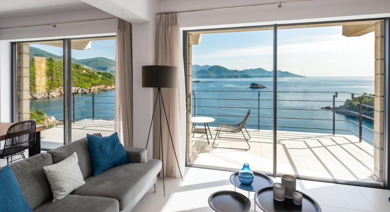 Myzen Villa Asana & Villa KenshyaSívota エクステリア 写真